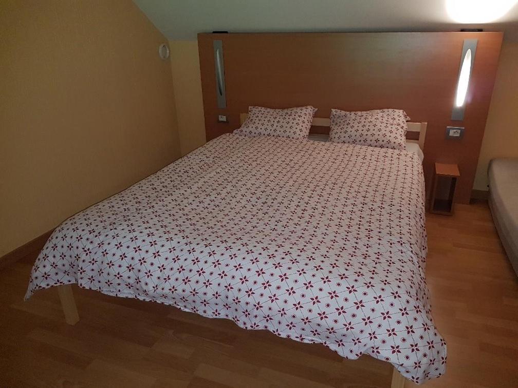 Zonnig Appartement Golf Van Durbuy Eksteriør bilde